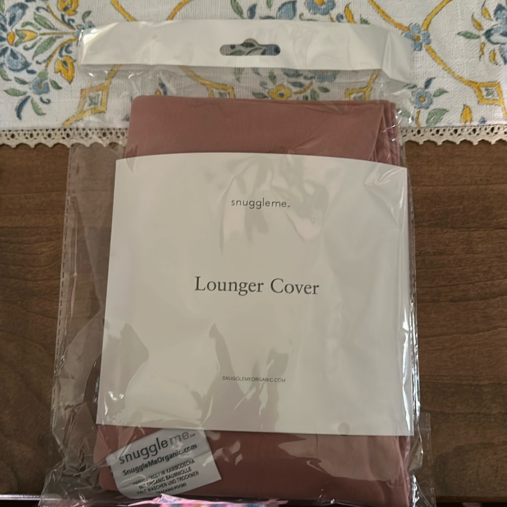 NWT in package snuggleme baby lounger cover